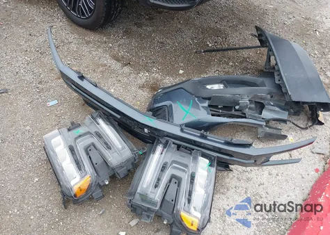 2020 Chevrolet Silverado 1500 4Wd Short Bed Rst из США, поврежденный, VIN 3GCUYEED9LG295649